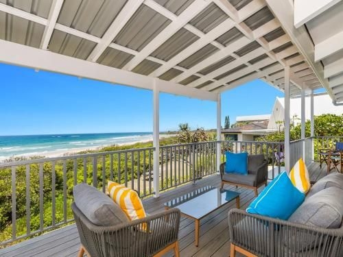 Sandpiper Beach Front House0