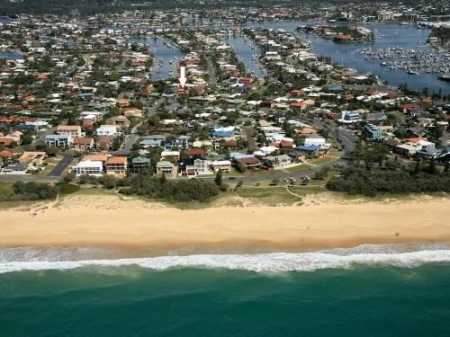 Oomoo 27b - 4 BDRM Townhouse - Close to Beaches1