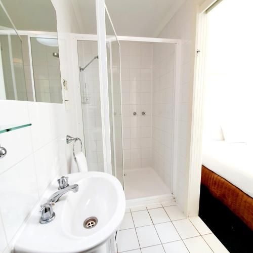 Point Lonsdale Guest House4