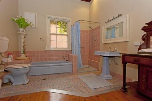 Rose Cottage - Historic Luxury2