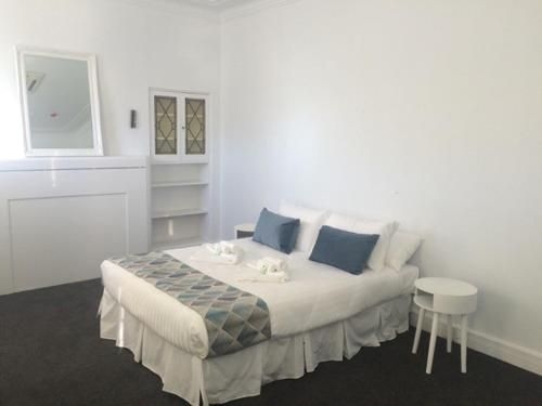 Newcastle Tighes Hill Accommodation0