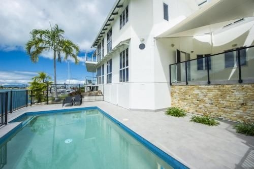 Waters Edge Townhouse 20