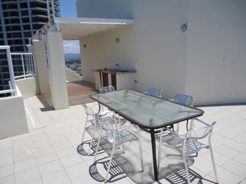 The Crest Apartments4