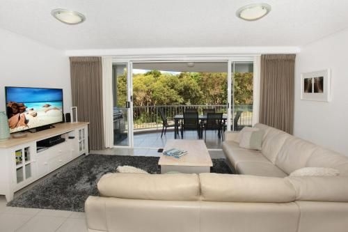 Unit 2 Point Break Apartments, 1-3 Point Arkwright, Linen Incl0