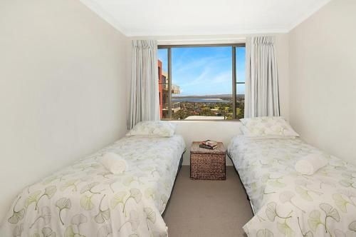 Pacific Tower Penthouse4