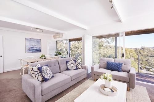 Bright and Spacious Family Home With Leafy Deck0