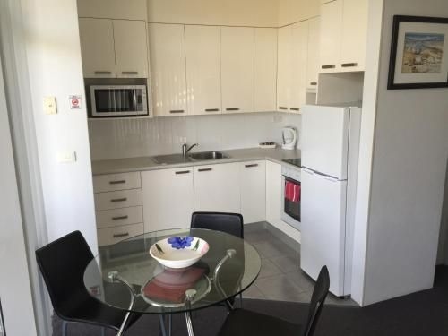 Aquarius Apartments Mollymook1