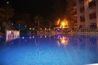Grand Astor4