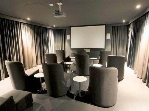 Circle on Cavil Holidays Gold Coast4