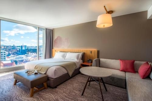 Crowne Plaza Hobart By IHG3