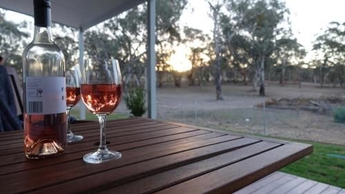 Rosewood Cottage1