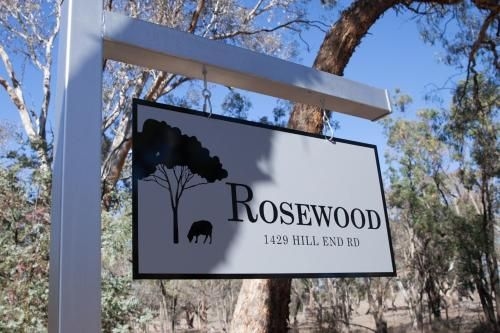 Rosewood Cottage3