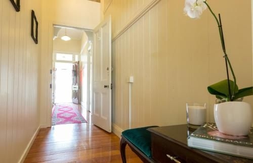 99 Kirkland Bed & Breakfast4