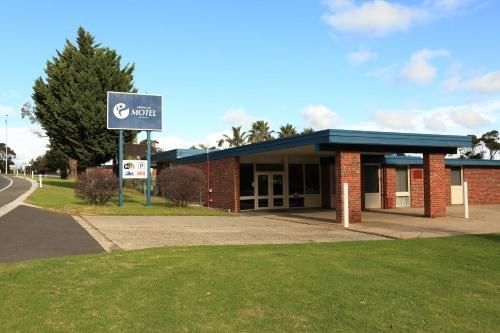 Absolute Lakes Entrance Motel2