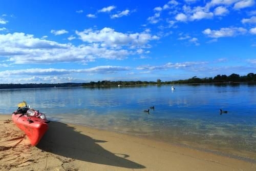 Absolute Lakes Entrance Motel1