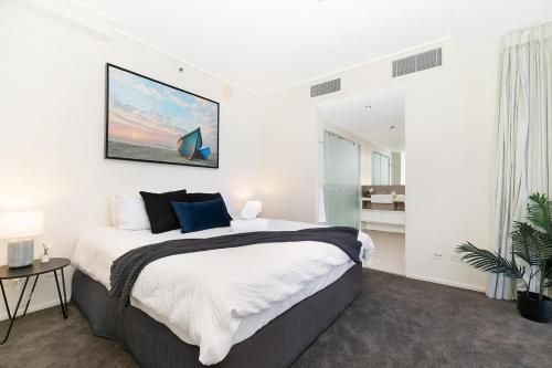 Amazing River View - 3 Bedroom Apartment - Brisbane CBD - Netflix - Fast Wifi - Carpark (Executive Family 3 bedroom Apt Views CBD Spa Wifi Pool Wine)1