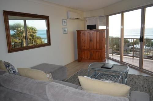 Pandanus Shores Kings Beach4