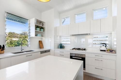 Paperbark A - Luxury Duplex in Sunshine Beach1