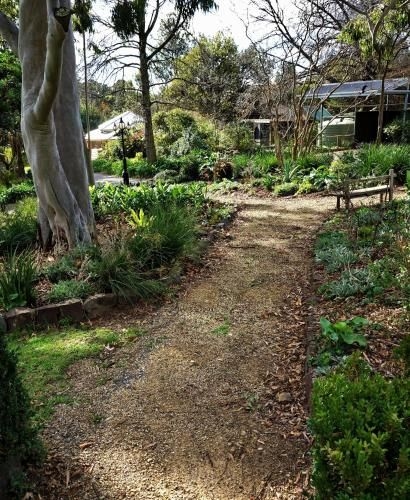 The Oaks Lilydale Accommodation1
