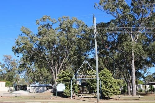 AAOK Jandowae Accommodation Park2