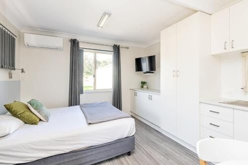 Holiday Haven Burrill Lake2