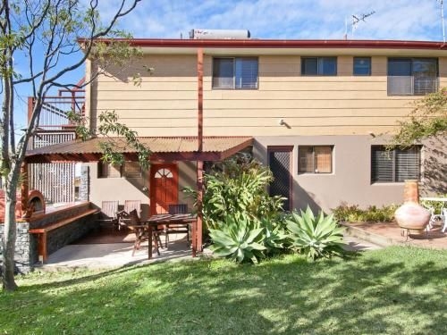 THE BOARDROOM ON BANKSIA - 11 Banksia Ave Bonny Hills (The Boardroom On Banksia - 11 Banksia Ave Bonny Hills)1