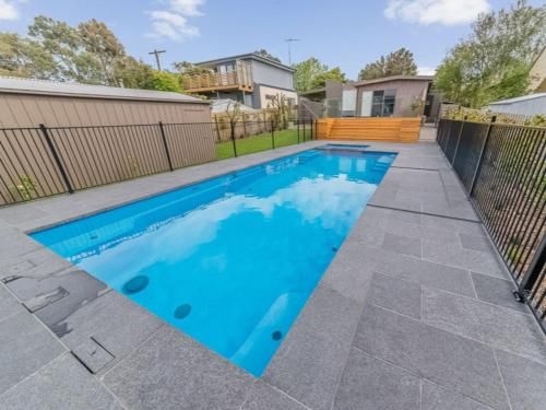 52 On Bayview - Pet Friendly (Outside Only)3