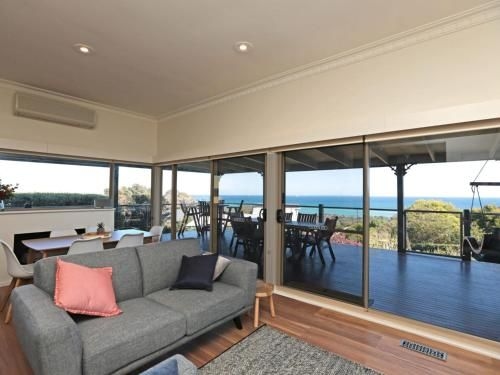 BAY VIEWS ON MANNA - DROMANA3