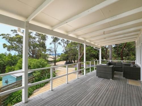DROMANA BEACH SHACK0