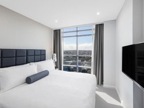 Meriton Suites North Sydney4