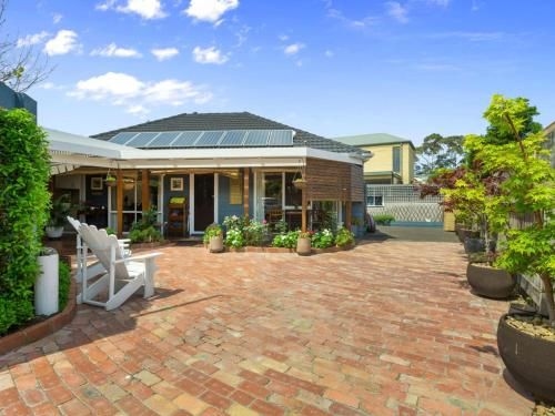 KARINYA - MORNINGTON1