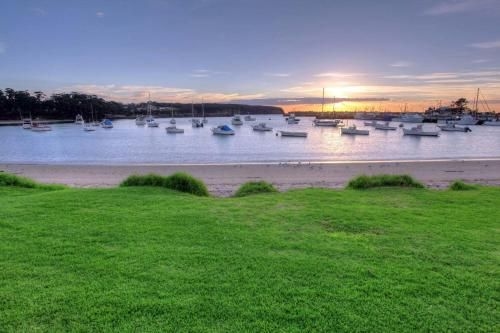 Mollymook Caravan Park1