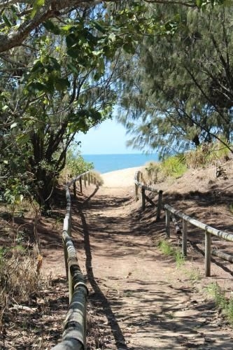 Petrie Beach Holiday Home2