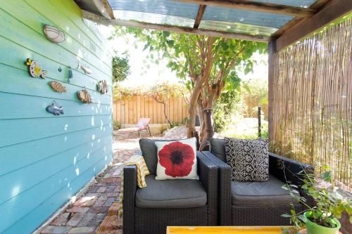 Fremantle Garden Cottage1