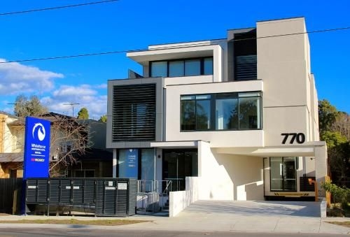 Whitehorse Apartments Hotel0
