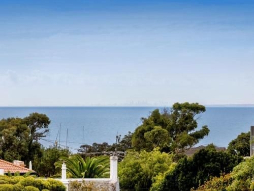 NORTH POINT RETREAT - MORNINGTON4
