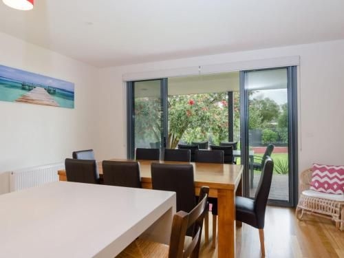 PIER 55 - DROMANA1