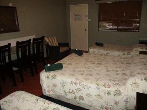Barcaldine Country Motor Inn3