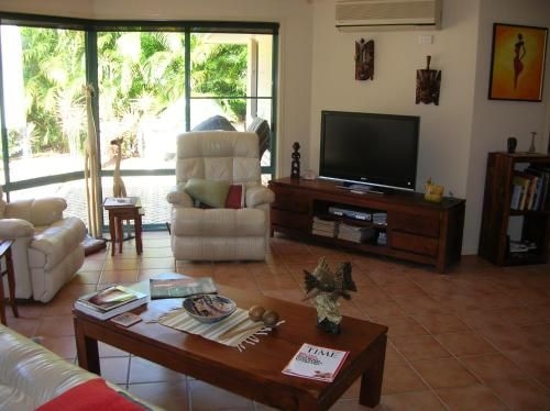 Golden Cane Bed & Breakfast1