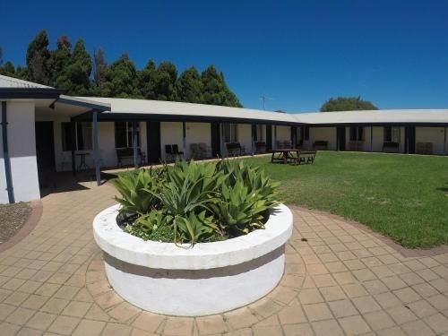 Busselton Ithaca Motel0