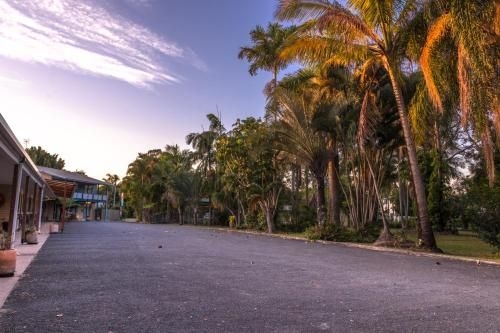 Tin Can Bay Motel4