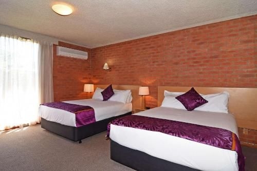 Main Lead Ballarat Motel2