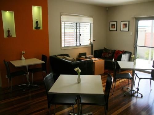 Chaucer Palms Boutique B&B3