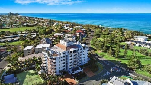 Beachside Resort Kawana Waters0