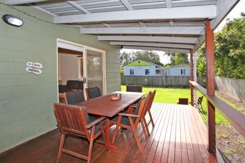24 Sundew Street, Mudjimba - 500 Bond - Pet Friendly, Linen Supplied, WIFI, Air Cond.0
