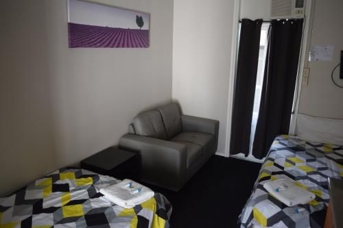 Grand Hotel Mount Morgan0