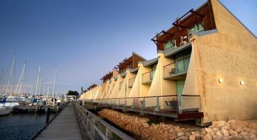 Fremantle Harbour Townhouse1