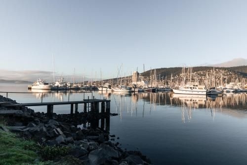 Battery Point Manor2