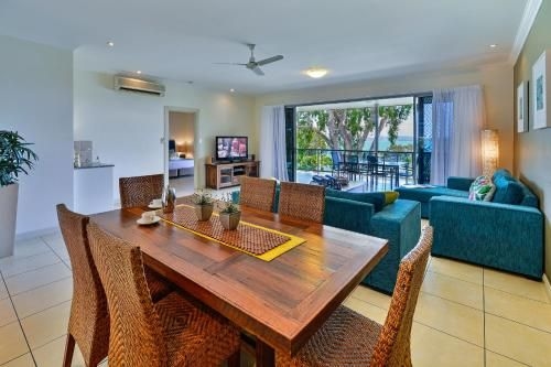 Blue Water Views Apartments0