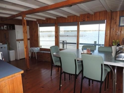 PS Federal Retreat Paddle Steamer Goolwa4